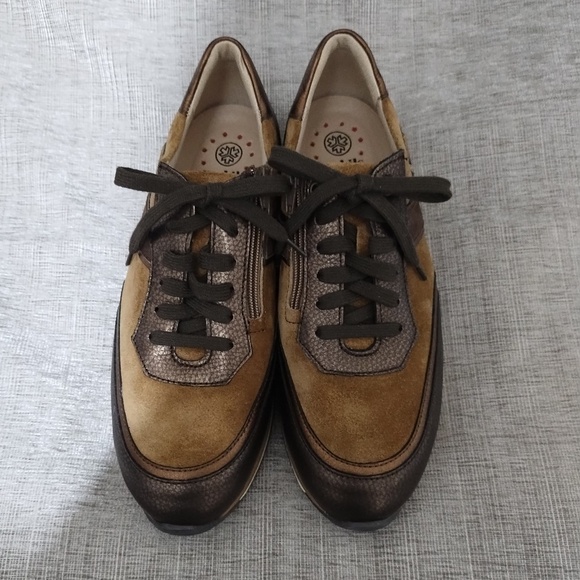 Mephisto Mobils Sneakers Size 7 - Picture 3 of 9